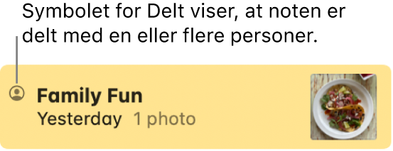 En note, der blev delt med andre i en samtale i Beskeder, med symbolet for Delt til venstre for notens navn.
