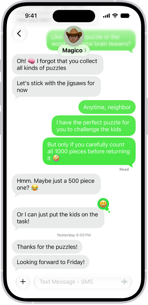 “信息”中的对话。信息气泡为绿色，表示另一个人未使用 iMessage 信息。