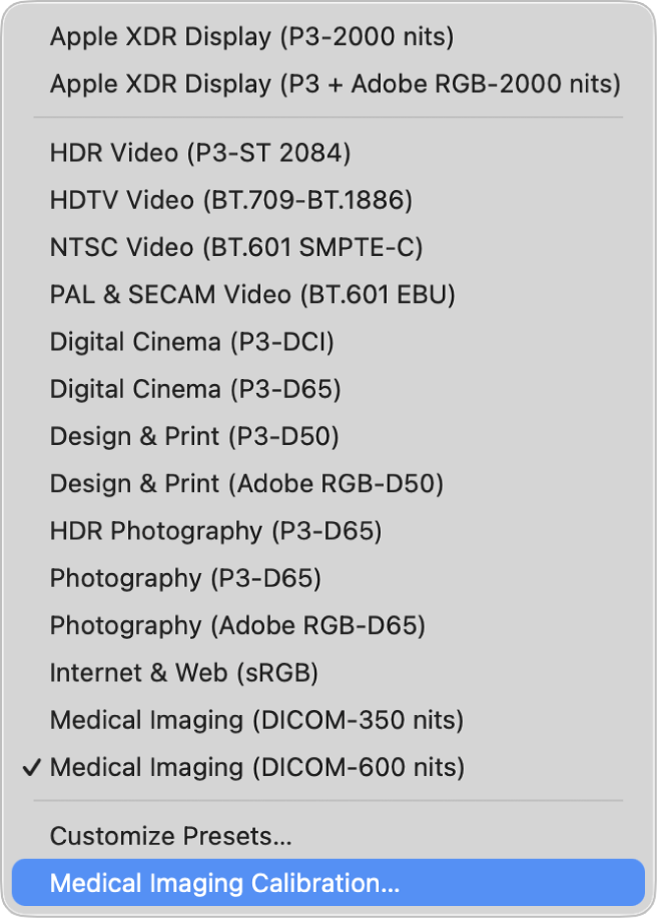 Le menu Préréglage dans les réglages Moniteurs de macOS affichant «&nbsp;Étalonnage pour l’imagerie médicale&nbsp;».