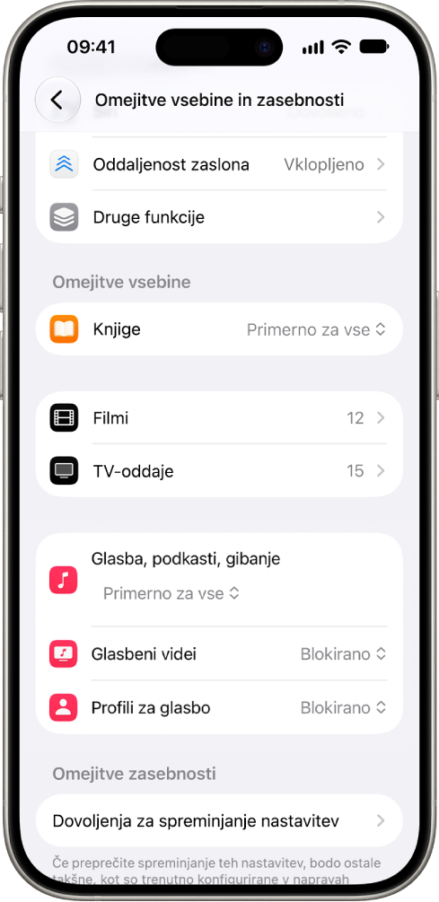 Zaslon Omejitve vsebine in zasebnosti v nastavitvah Časa pred zaslonom, ki prikazuje možnosti za omejitve vsebine v kategorijah, kot so Knjige, Filmi in druge.