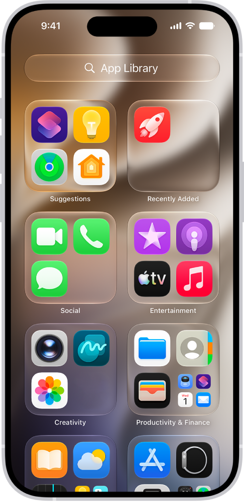 iPhone 上的 App 资源库显示按类别整理的 App，类别包括“工具”、“社交”和“娱乐”等。