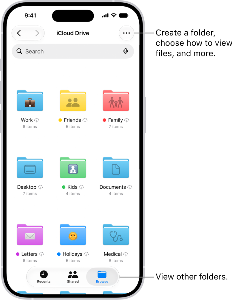 Die App „Dateien“ zeigt die Dateien und Ordner in iCloud&nbsp;Drive. Das Menü „Mehr“ zeigt Optionen zum Auswählen von Objekten, Erstellen eines neuen Ordners, Scannen von Dokumenten und Verbinden mit dem Server. Darunter befinden sich die Anzeigeoptionen „Symbole“ und „Liste“. Ganz unten sind die Sortierungsoptionen „Name“, „Art“, „Datum“, „Größe“, und „Tags“ gefolgt von „Darstellungsoptionen“.
