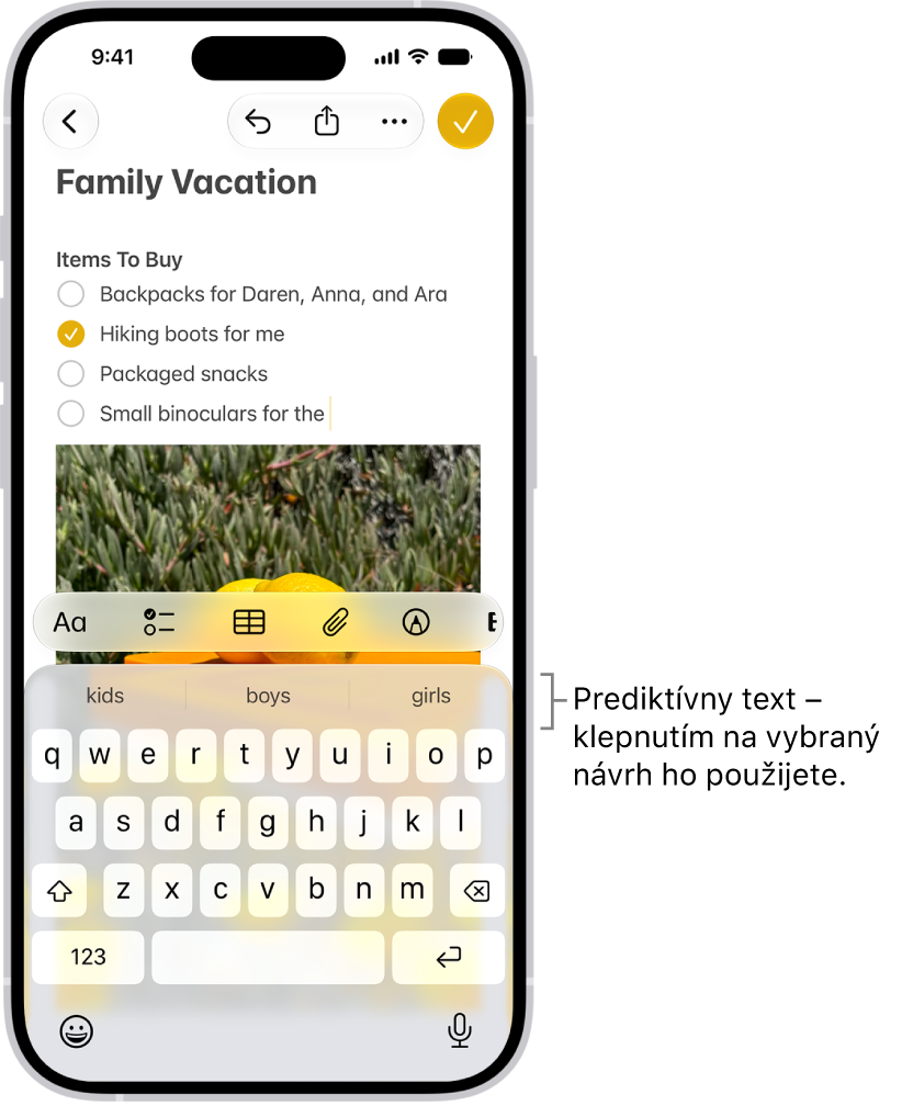 V&nbsp;apke Správy je otvorená dotyková klávesnica. Text sa zadáva do textového poľa a&nbsp;nad klávesnicou sú návrhy prediktívneho textu pre ďalšie slovo.