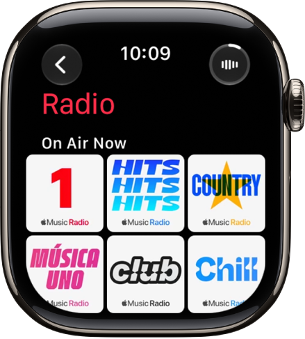 Het Radio-scherm met drie Apple&nbsp;Music-stations. Rechtsbovenin bevindt zich de knop 'Huidige'. Linksbovenin bevindt zich de terugknop.