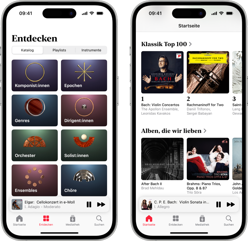 Zwei iPhone-Geräte zeigen verschiedene Möglichkeiten, um klassische Musik zu finden. Auf dem ersten wird der Tab „Entdecken“ angezeigt, in dem du den Katalog, Playlists und Instrumente durchsuchen kannst. Auf dem zweiten wird der Tab „Startseite“ mit den am häufigsten gehörten Alben, die Classical Top 100, oben angezeigt.