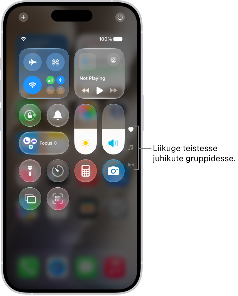 iPhone’i ekraanil on avatud Control Center, kus paremal on ikoonid teiste juhikute gruppide kuvamiseks.