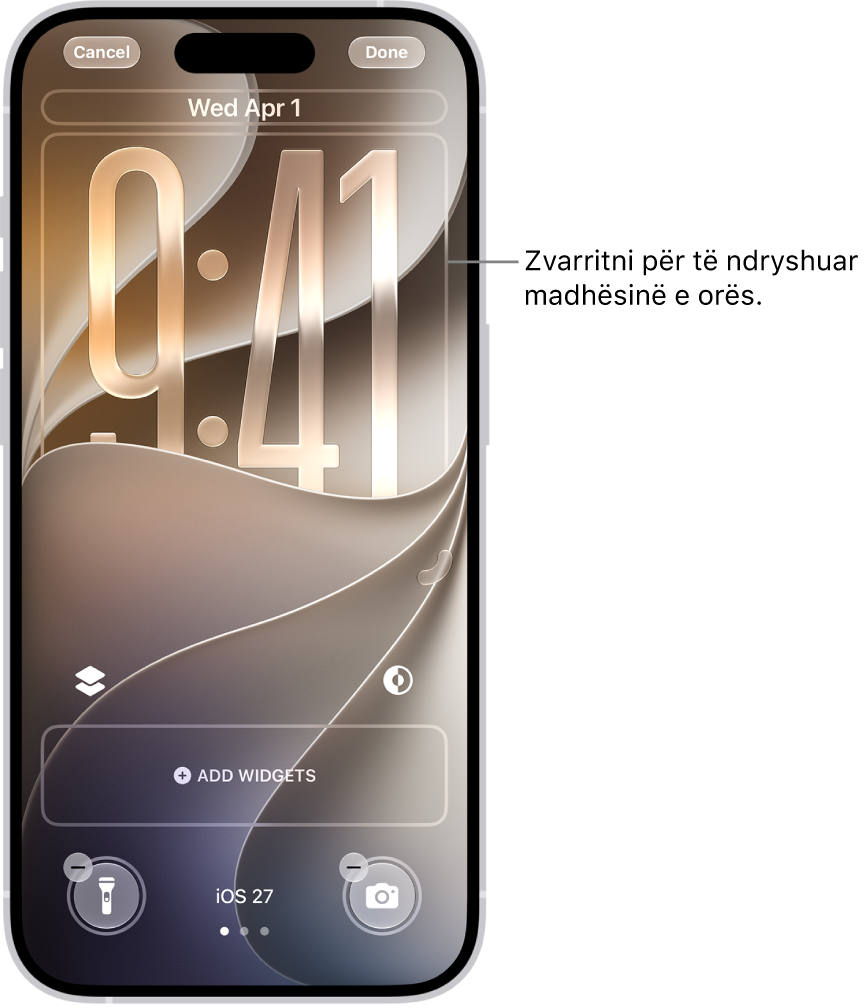 Një ekran i personalizuar Lock Screen në procesin e modifikimit. Janë zgjedhur elementet e disponueshme për personalizimin - data, ora dhe një buton për shtimin e miniaplikacioneve.