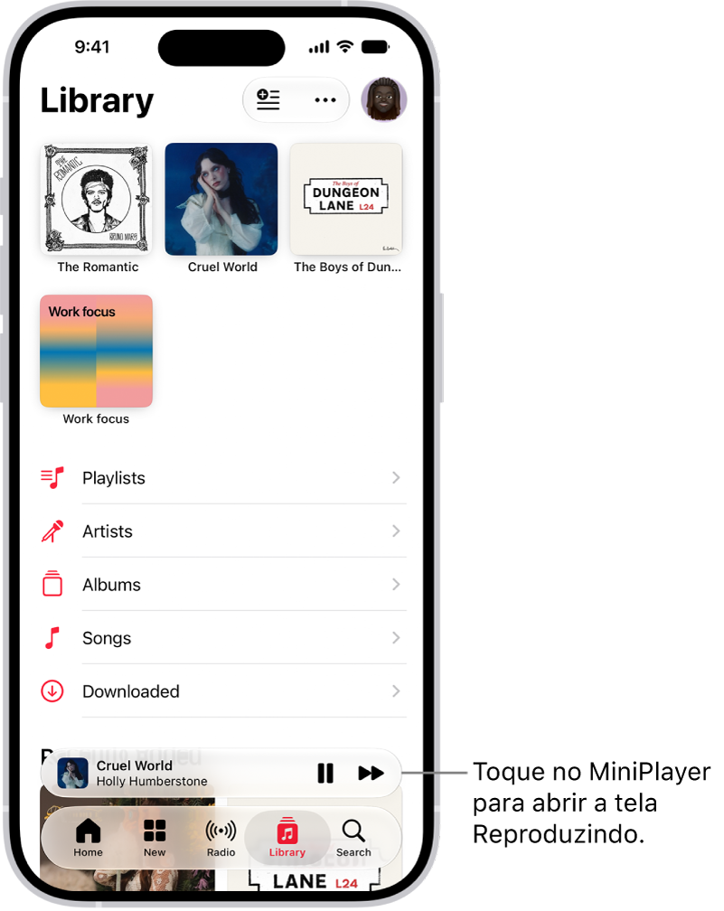 Aba Biblioteca, mostrando o Minirreprodutor perto da parte inferior. O Minirreprodutor mostra o título da música que está em reprodução. Os botões Pausar e Faixa Seguinte estão à direita do título da música. Toque no Minirreprodutor para abrir a tela Reproduzindo.