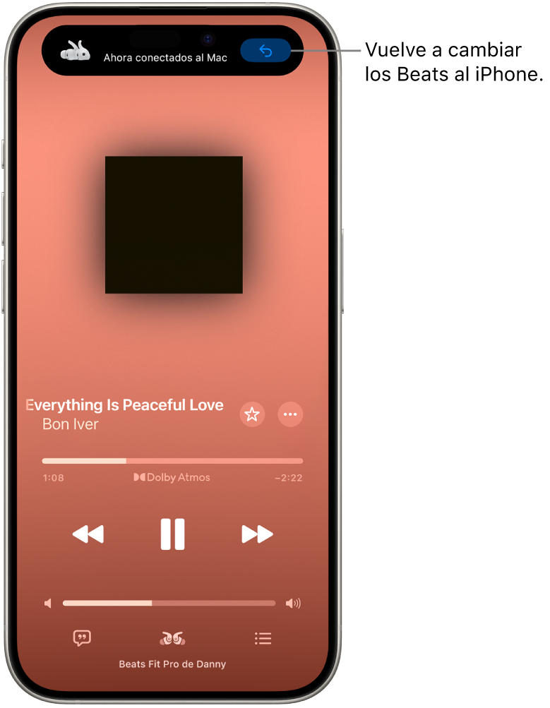 Pantalla de Apple&nbsp;Music en el iPhone con un mensaje en la parte superior que indica que los Beats ahora están conectados al Mac, y un botón para volver a cambiar los Beats al iPhone.