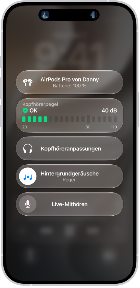 Der Bereich „Hörhilfen“ im Kontrollzentrum. Von oben nach unten ist Folgendes zu sehen: Kopfhörerlautstärke in Dezibel, „Hörunterstützung“, „Hintergrundgeräusche“ und „Live-Mithören“.