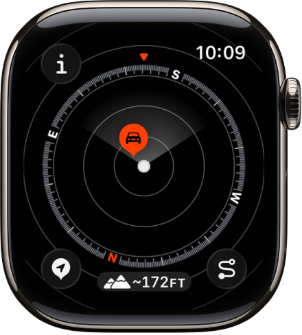 Lietotnē Compass redzama ripa ar pieturvietu. Poga Info ir augšējā kreisajā stūrī, poga Waypoints apakšējā kreisajā stūrī, poga Elevation ir apakšā pa vidu un poga Backtrack ir apakšējā labajā stūrī.