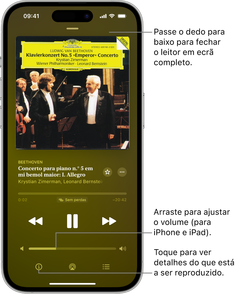 Um iPhone a mostrar o ecrã “A reproduzir” em Apple Music Classical. Na parte superior do ecrã aparece uma barra cinzenta na qual se pode tocar para ocultar o ecrã “A reproduzir” e mudar para o minileitor. Por baixo da barra está o grafismo do álbum, o nome da obra e a cronologia, que mostra a duração da faixa e o tempo decorrido. Na parte inferior do ecrã estão os botões “Retroceder”, “Pausar” e “Avançar”, o controlo de volume e os botões “Informação”, “AirPlay” e “Reproduzir a seguir”.
