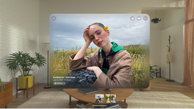 A spatial photo showing on Apple&nbsp;Vision&nbsp;Pro.